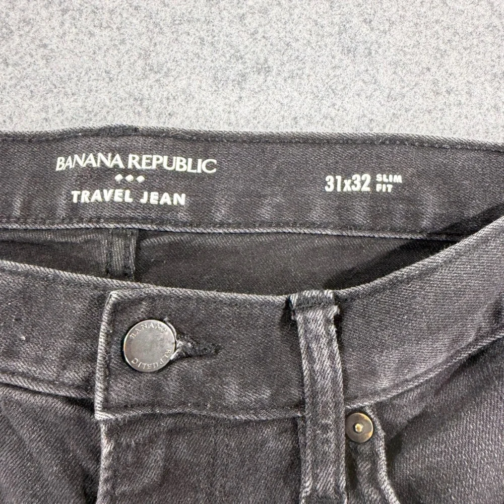 Banana Republic Travel Jean Mens 31x32 Slim Fit Washed Black Stretch Denim Pants